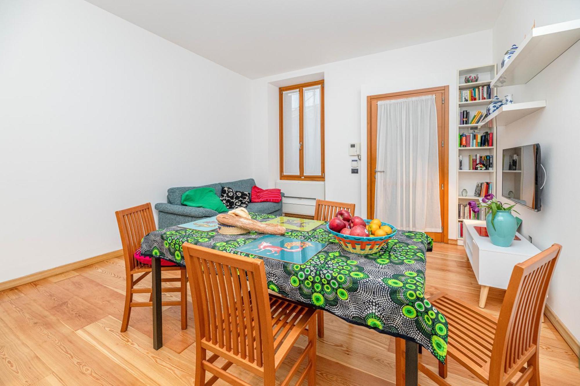 Quiet House In A Lively Area! Appartamento Milano
